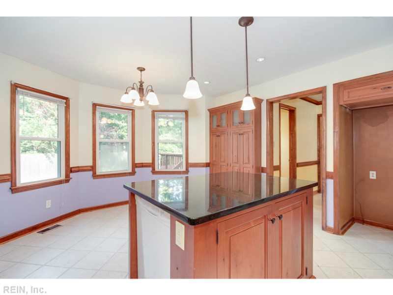 500 Wickwood Dr
