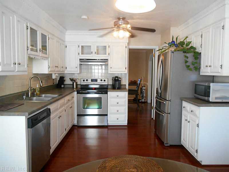 405 Woodbridge Dr