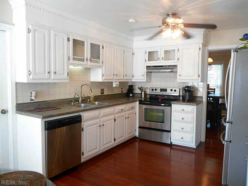 405 Woodbridge Dr