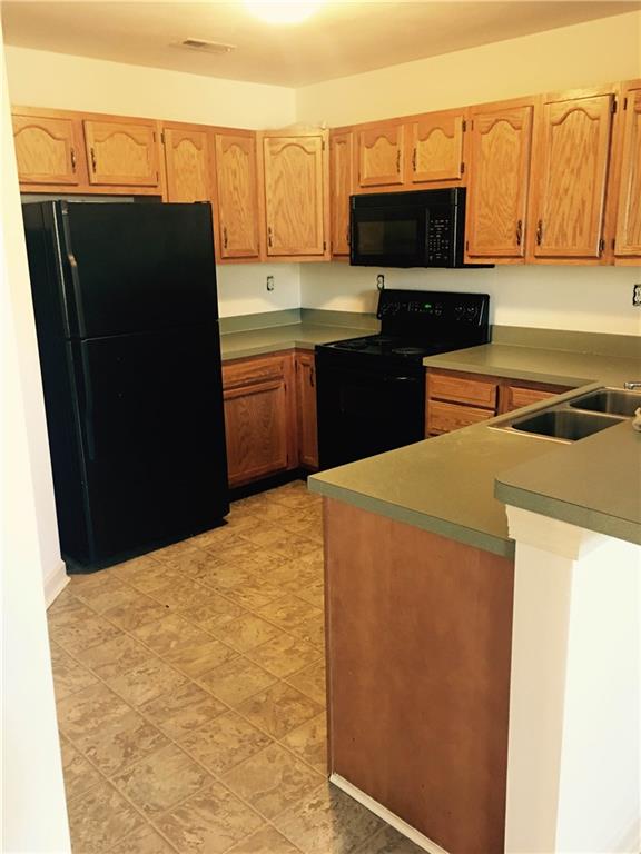 1351 Linden Ave