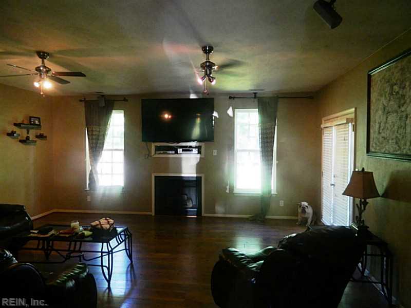 For Sale: 1128 Elder Ave Chesapeake, VA 23325