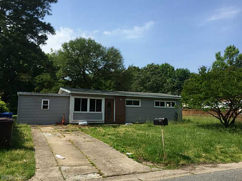 For Sale: 4302 Cromwell Ave Chesapeake, VA 23325