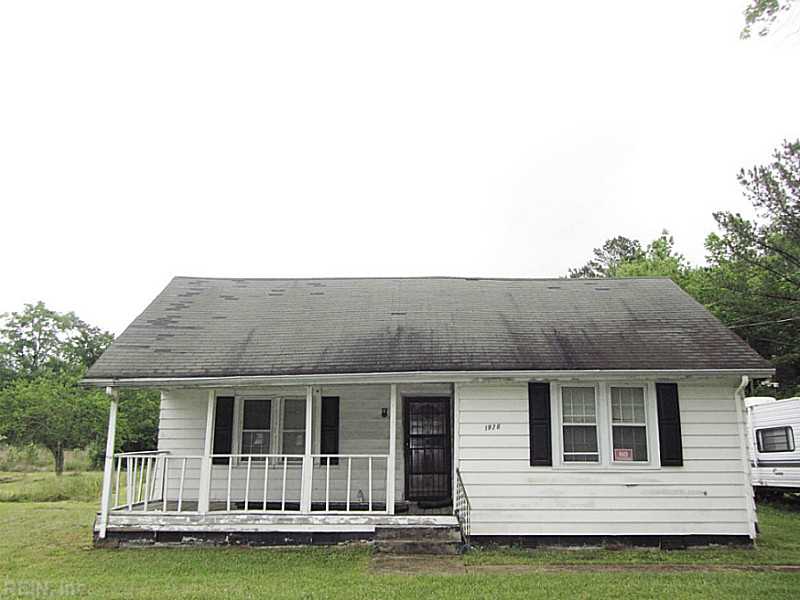 For Sale: 1926 Carolina Rd Suffolk, VA 23434