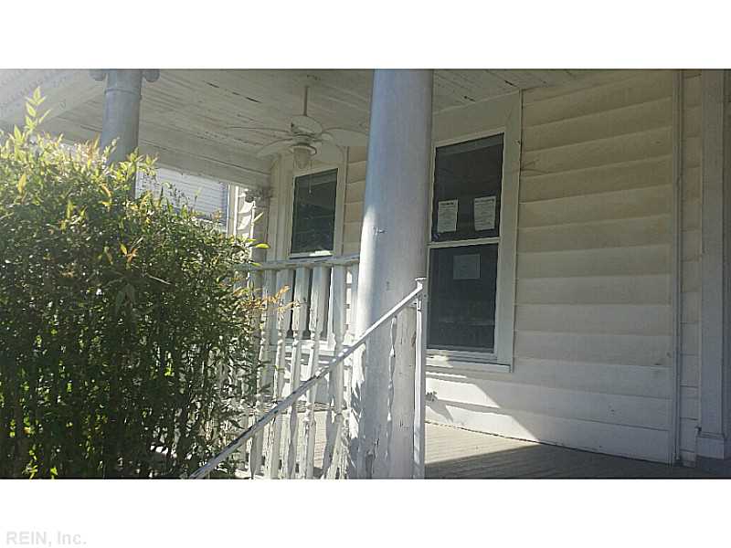 For Sale: 216 Pearl St Suffolk, VA 23434