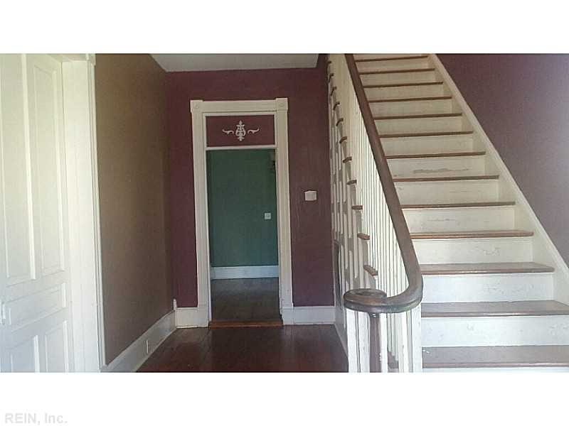 For Sale: 216 Pearl St Suffolk, VA 23434