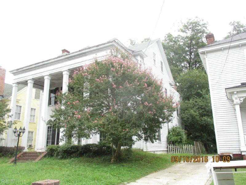 220 Pinner St