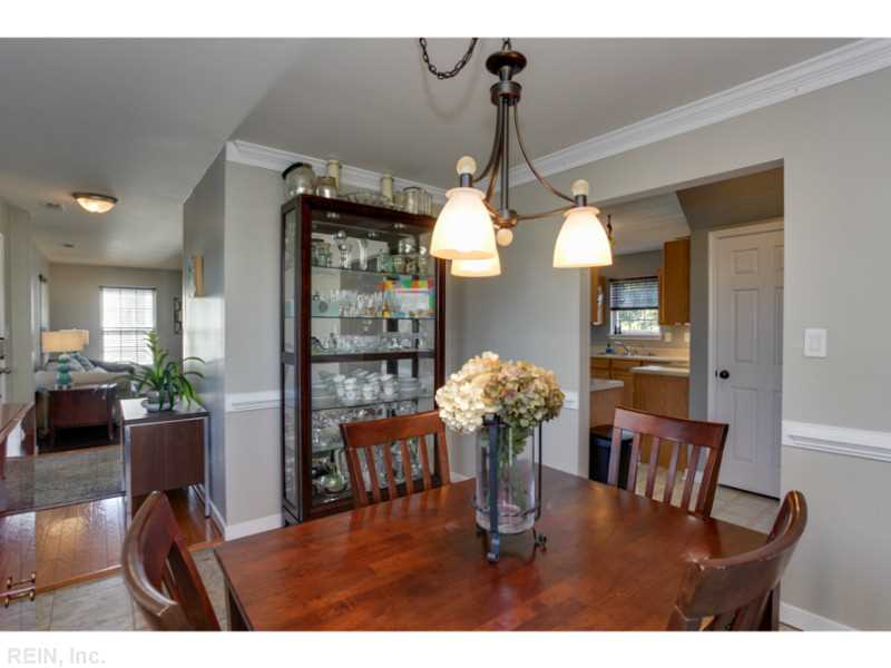 138 Rochdale Ln