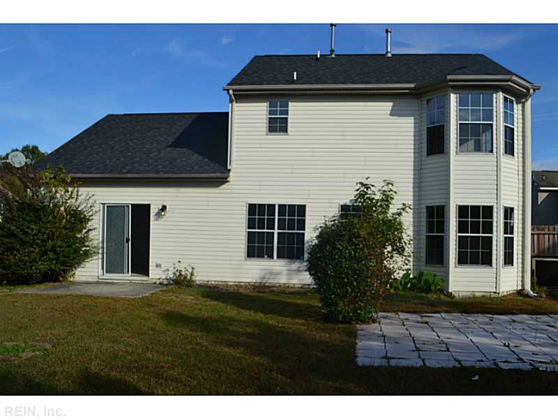 403 White Oak Ln