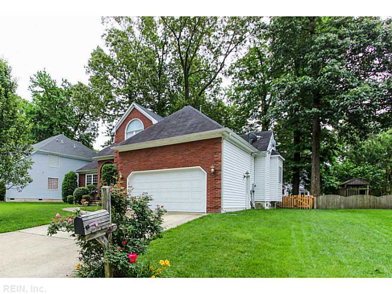 For Sale: 6304 N Coachman Dr Suffolk, VA 23435
