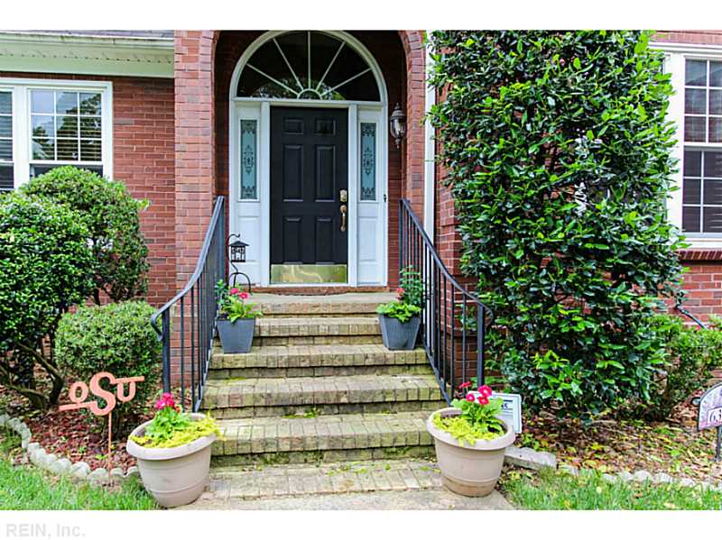 For Sale: 6304 N Coachman Dr Suffolk, VA 23435