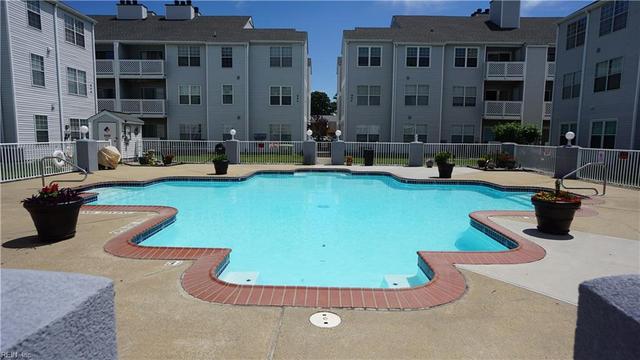 612 Shoreham Ct #304