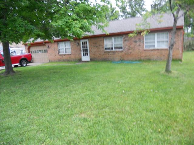 217 Applewood Ln