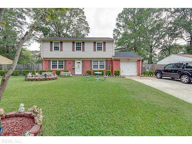 457 Dauphin Ln