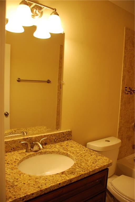 3864 Meadowbrook Ct