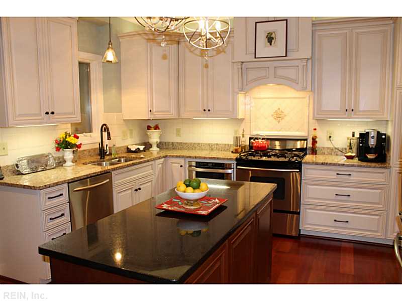 For Sale: 1700 Jermyn Ln Virginia Beach, VA 23454