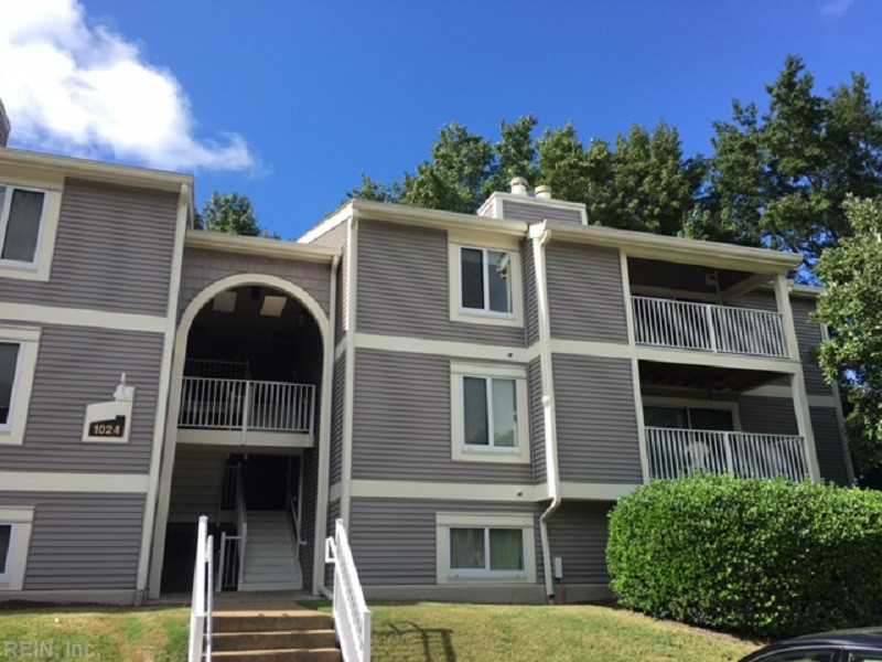 1024 Autumn Woods Ln #110