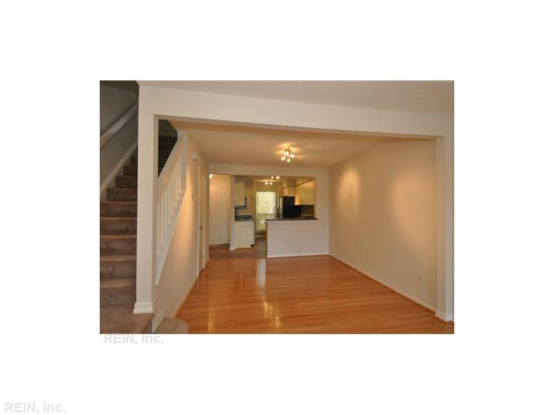 2710 Windship Pt
