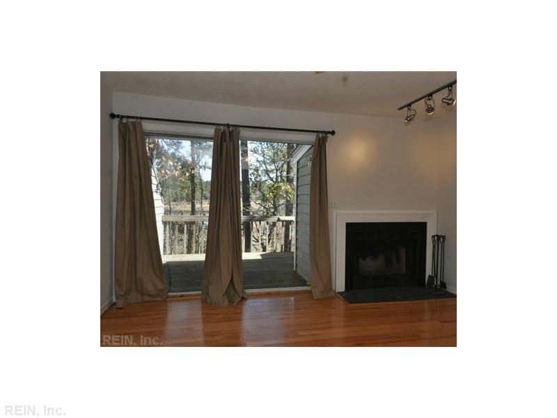 2710 Windship Pt