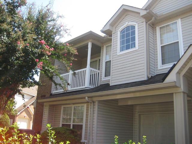 1075 Grand Oak Ln