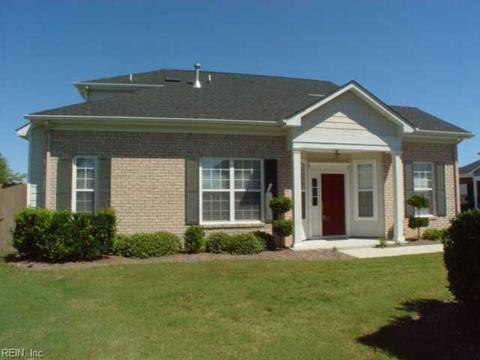 1075 Grand Oak Ln