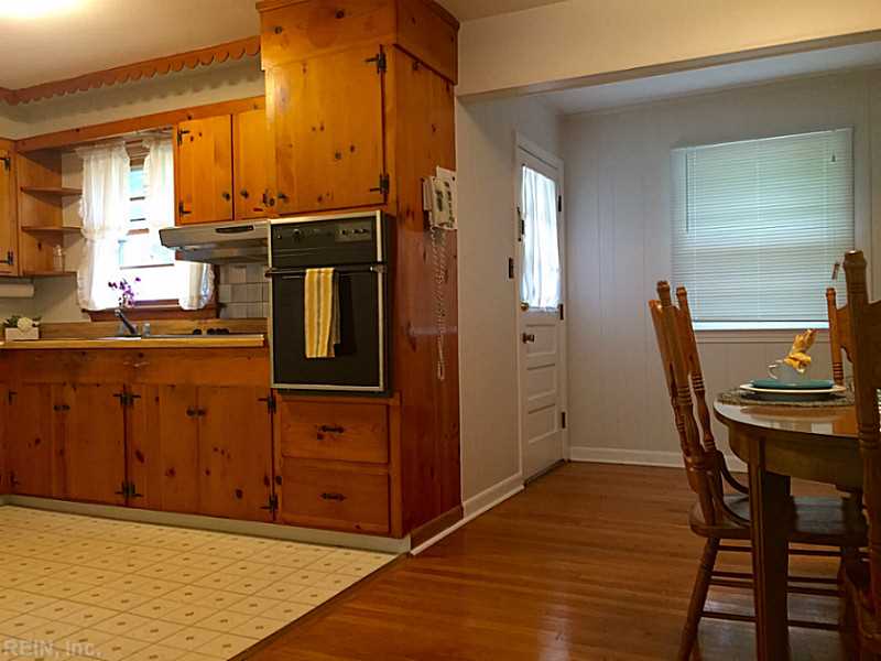 For Sale: 5513 Shadowwood Dr Virginia Beach, VA 23455