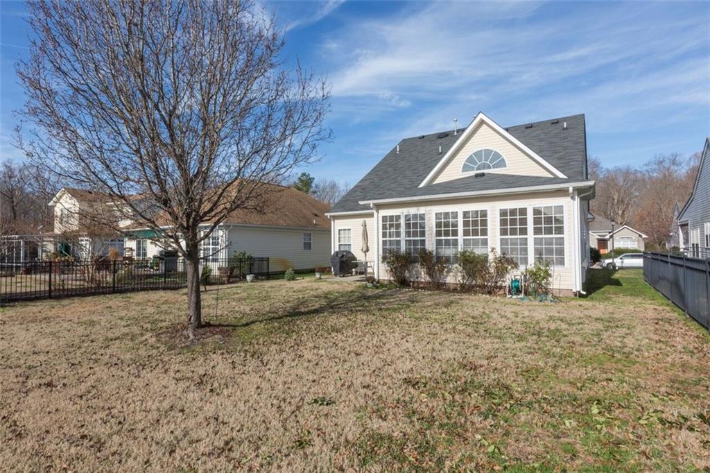 2673 Einstein Dr