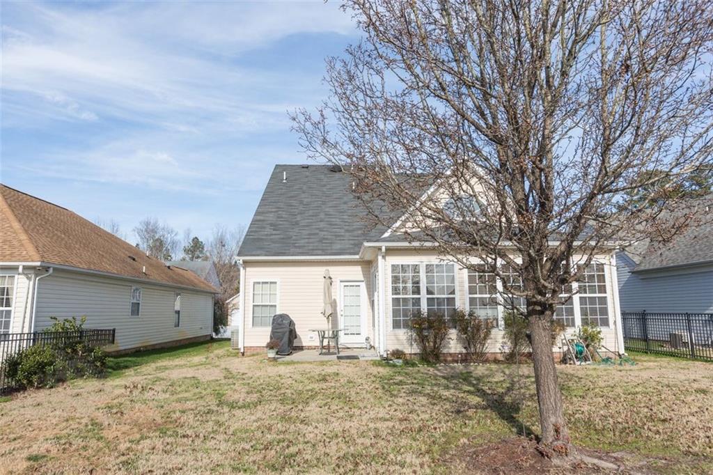2673 Einstein Dr