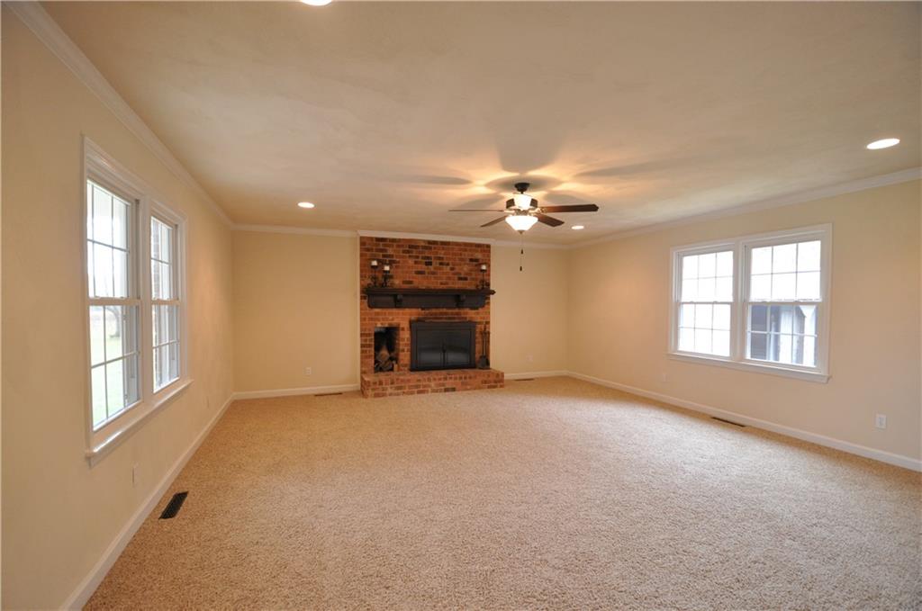 2872 Salem Rd