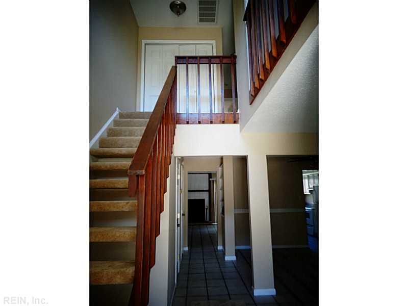 For Sale: 3825 Chimney Creek Dr Virginia Beach, VA 23462