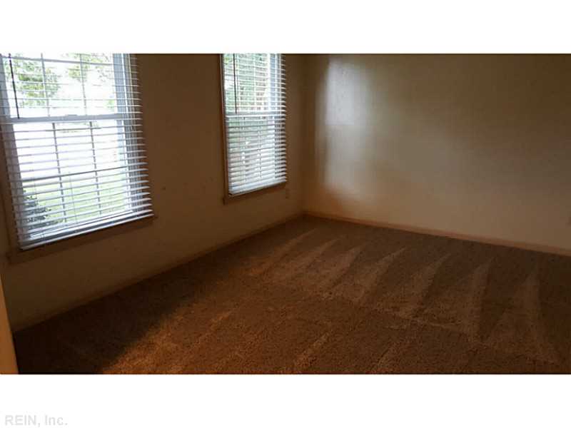 380 Gainsborough Rd