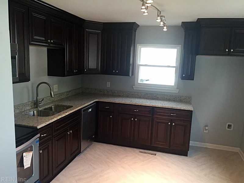 333 Lavender Ln