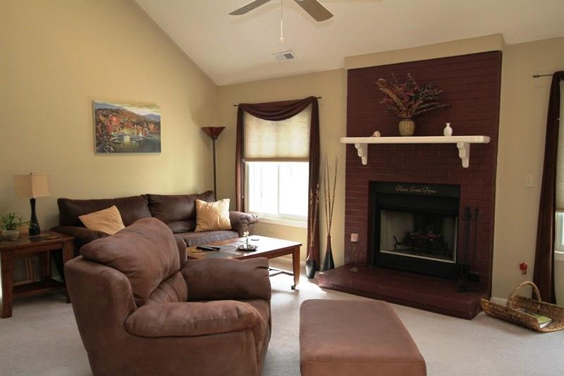 1605 Hathern Ct