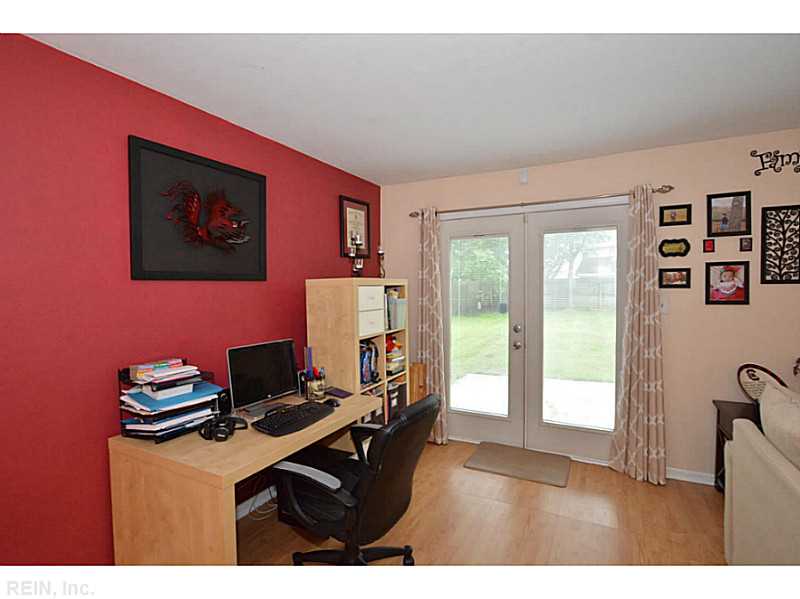 For Sale: 1357 Northvale Dr Virginia Beach, VA 23464