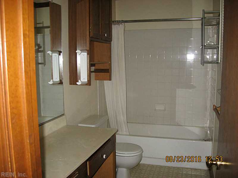 1309 Teslin Ct