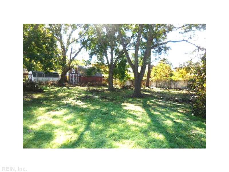5121 Providence Rd