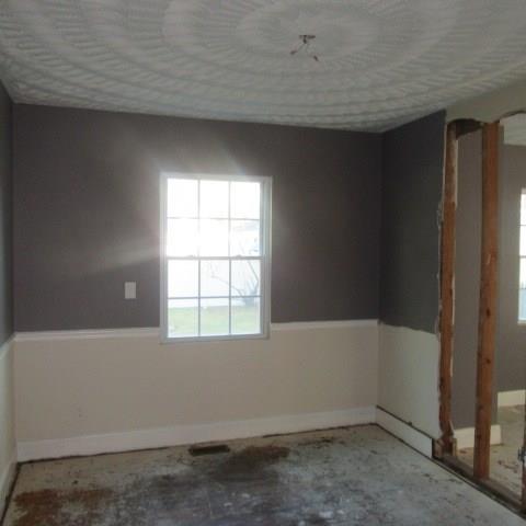 182 W Randall Ave