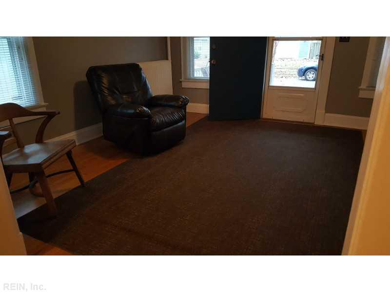 788 W 48th St