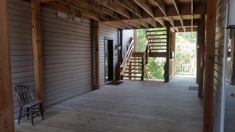 426 Delaware Ave #226