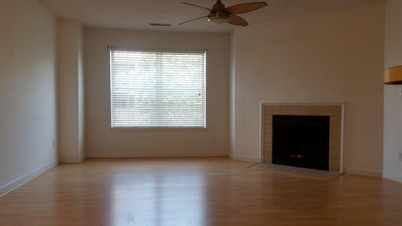 426 Delaware Ave #226