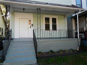 723 W 36th St