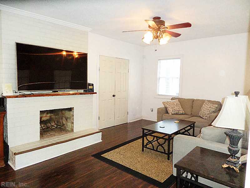 509 W 36th St