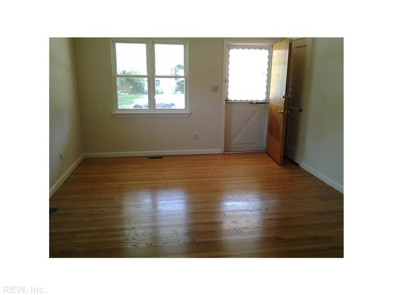 For Sale: 646 Kenosha Ave Norfolk, VA 23509