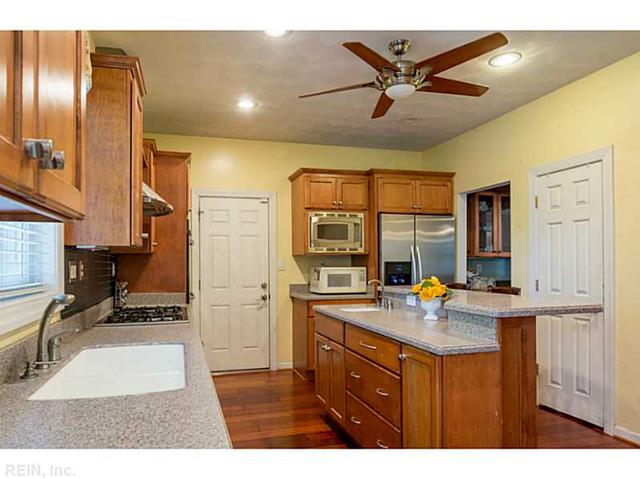 1333 Baecher Ln