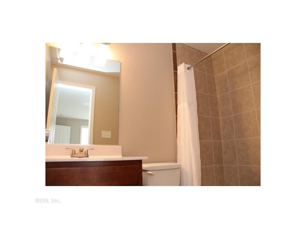 8171 Hardwood Ct