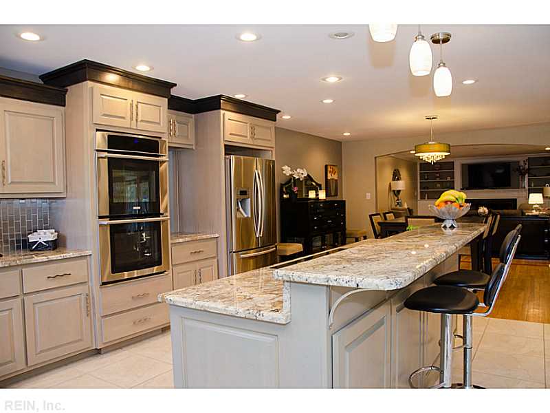 For Sale: 25 Cedar Ln Newport News, VA 23601