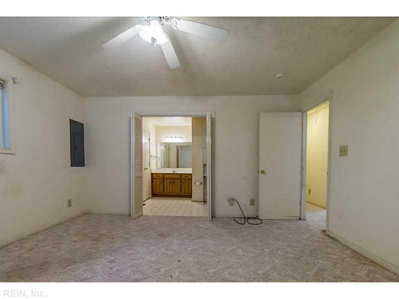 8 Folsom Ct