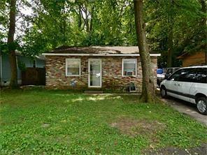 1004 New St