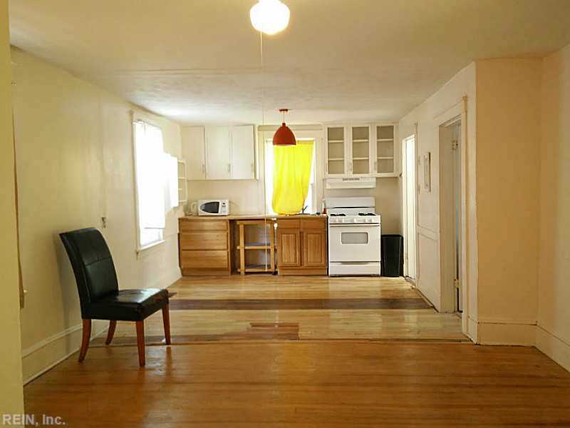 16 Woodland Rd