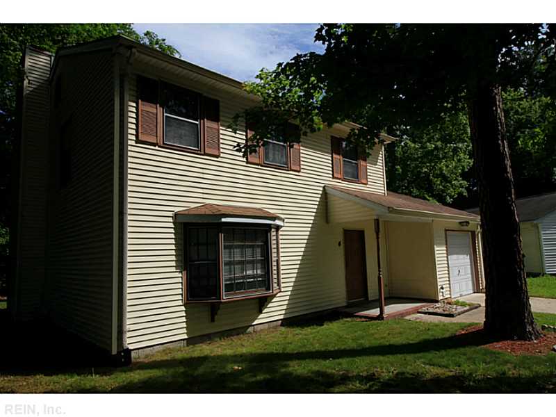 For Sale: 4 Sandy Lake Dr Hampton, VA 23666