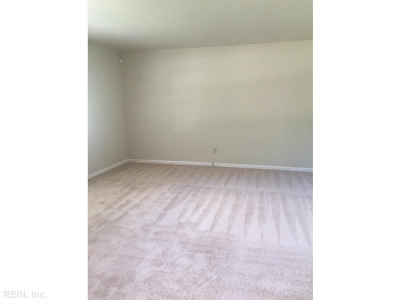 133 Raymond Dr